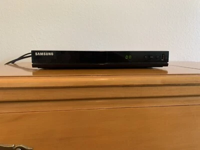 DVD Player Samsung DVD-E360 Digital Video 120V 60Hz 10W Black TESTED & WORKING - Image 1 of 3