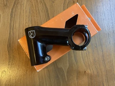 Never Ridden Velo Naranja Alto Stack Stem Noir/Negro 90mm 1 1/8" Sin Roscas 31.8 Foto 1 de 4