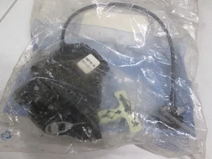 2001-2005 Caviler Sunfire Rear Compartment Latch 15139669 T-25G - Foto 1 di 4