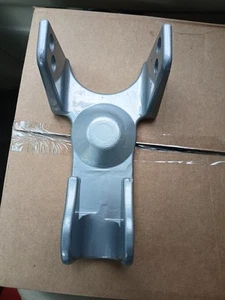 Gooseneck Trailer Lock for RVs Livestock Haulers Trailers Silver No Pin/lock U79 - Picture 1 of 10