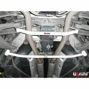 Barra inferior trasera 2 puntos Ultra Racing para Audi A8/S8 D3 (TIPO 4E) 4.2 5.2 2002-2009 - Imagen 1 de 9