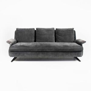 2020 Minotti “Spencer” Three Seat Sofa by Rodolfo Dordoni Gray Fabric Upholstery