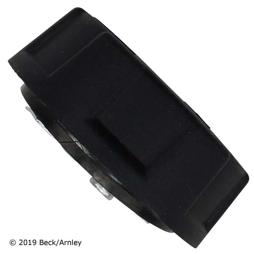 Tapa de llenado de aceite Beck Arnley 016-0139 para modelos Volvo 78-05 seleccionados Foto 1 de 4