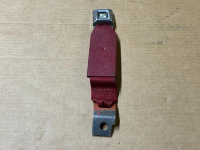 Cinturón de seguridad trasero receptor NEGRO 90-93 Ford Mustang PASAJERO Coupé cinturones de seguridad OEM Foto 1 de 4