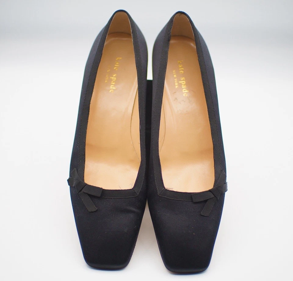 Zapatos de salón Kate Spade Karolina negros de gamuza con lazo de tacón bajo ribete de cinta talla 9B Navidad Foto 1 de 4