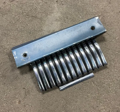 Oldsmobile 88 98 1957 tablero reloj apertura placa de eliminación GM # 569559 Foto 1 de 4