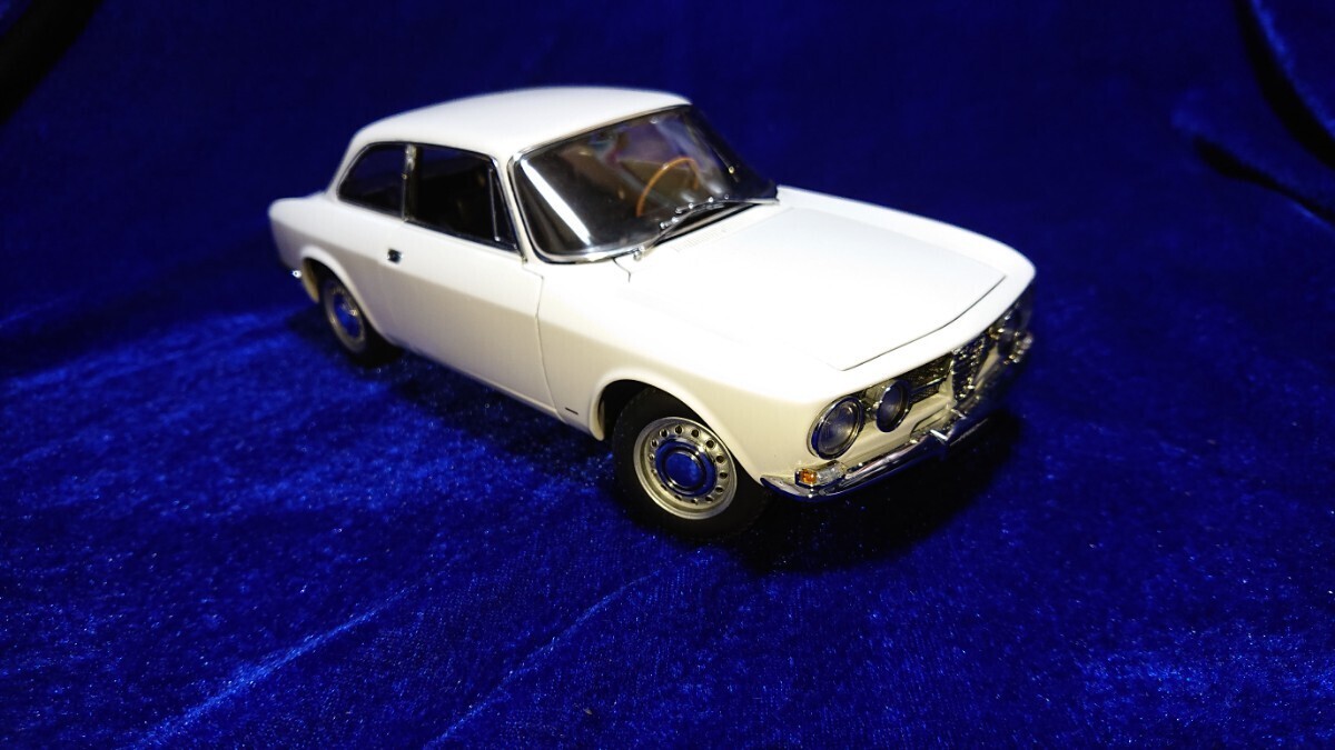 AUTOart Alfa Romeo 1:18 Scale Diecast Cars, Trucks & Vans | eBay AUTOart Alfa Romeo 1:18 Scale Diecast Cars, Trucks & Vans | eBay