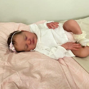 19'' Reborn Baby Doll Lifelike Sleeping Newborn Baby Laura Cloth Body Baby Gifts - Picture 1 of 4