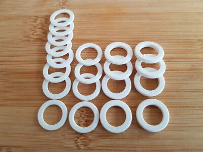 PIOTTECH - 3DDRUCK 24 Stück Fitschenringe, Unterlegscheibe, Beilagscheibe weiß Kunststoff für Türen