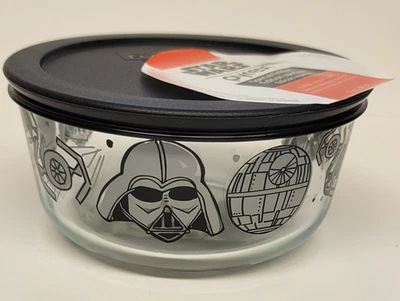 NWT Star Wars Pyrex Glass 4 Cup Storage Container Darth Vader, Death Star w lid - Image 1 of 4