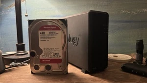 Synology DiskStation DS124 + 4TB WD Red NAS HDD (Near Perfect Condition!) - Picture 1 of 8