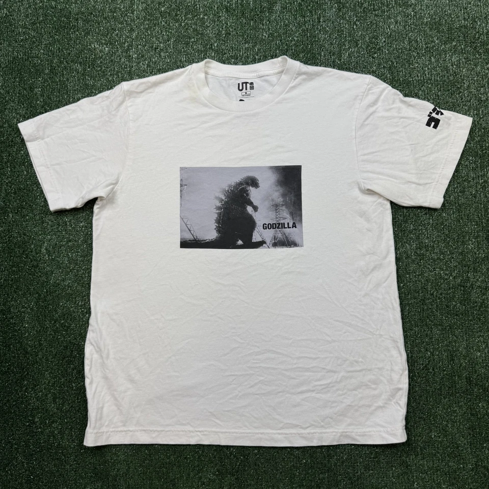 Godzilla Uniqlo Graphic T Shirt Men's Size M White Pocket Short Sleeve Movie Tee - Image 1 of 4