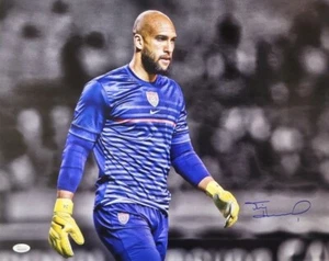 Autographed TIM HOWARD USA Mens Soccer 16x20 photo - w/JSA COA - Picture 1 of 1