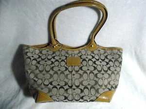 COACH  #C0859-12584 Signature Logo Canvas Patent Leather Handles&Edges (Large) - Picture 1 of 11