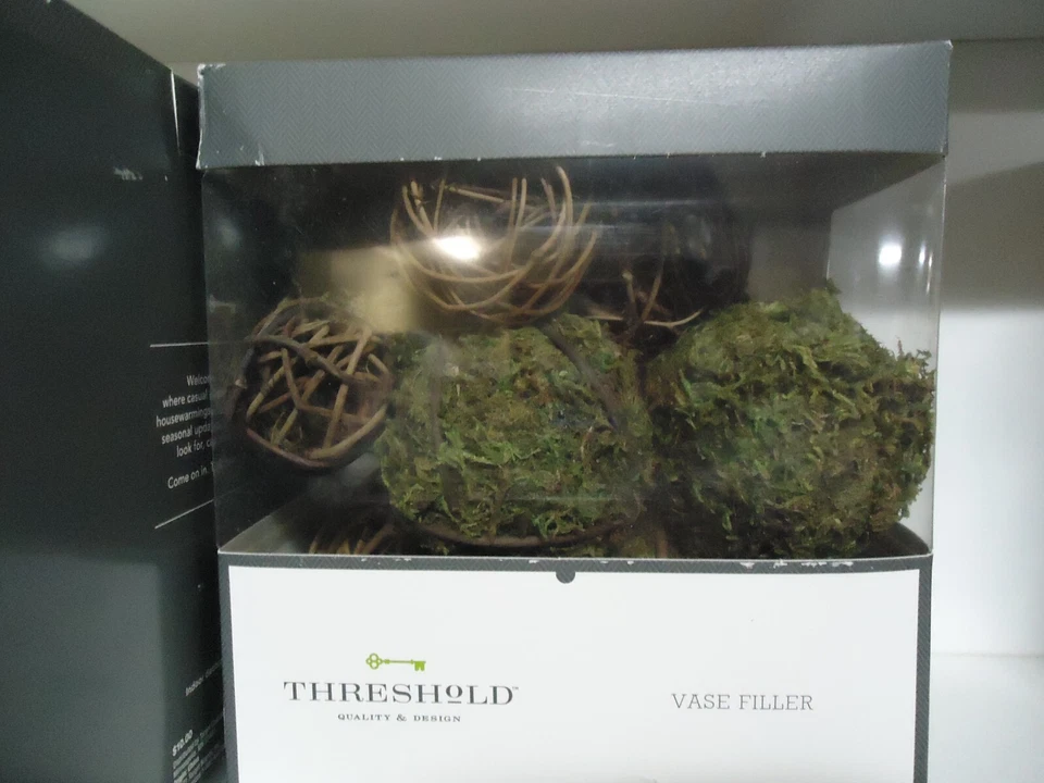 Threshold Vase Filler Earthy Moss and Wood Balls, Set of 2 Boxes - Изображение 1 из 1