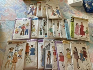 Lot Of 21 Vintage 1960’s& 1970’s Clothes Patterns Simplicity,McCall’s - Picture 1 of 4
