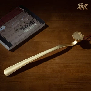 Chinese Pure bronze 100% Hand-carved 24K Gold Ruyi shoe lifter Statue - Picture 1 of 10