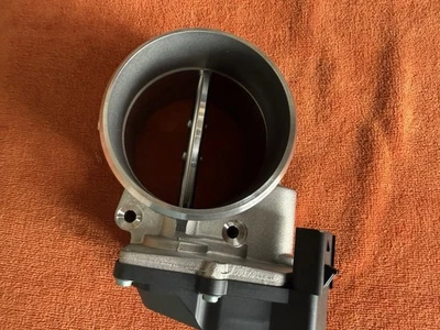 Válvula de acelerador de admisión genuina OEM Mopar 2010-2024 68253198AA Foto 1 de 4