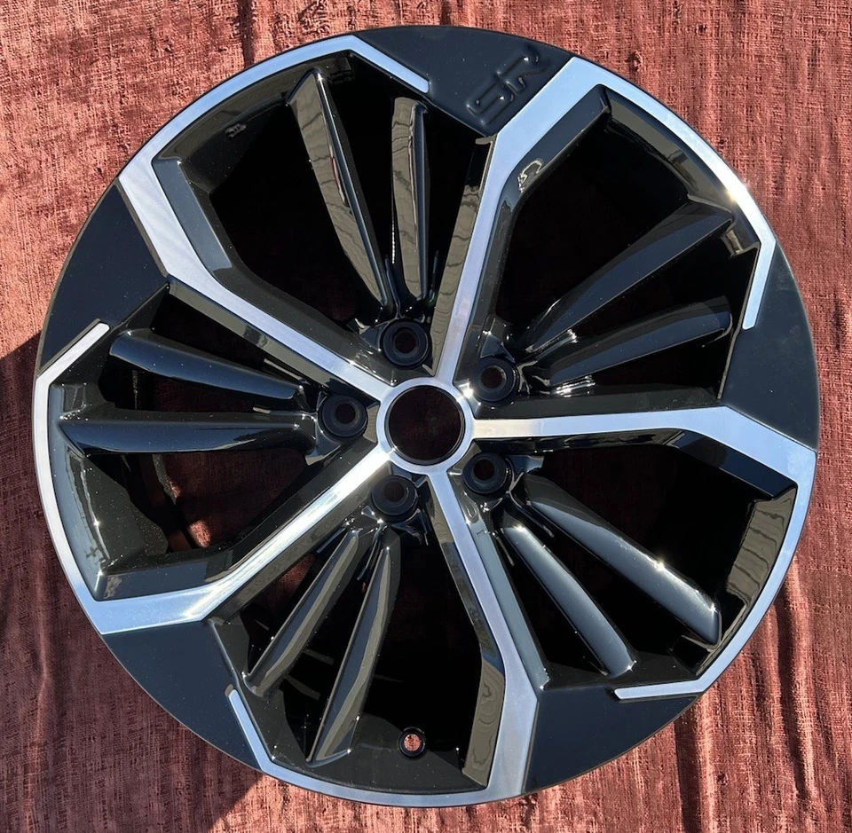 Nissan Altima 2023 2024 2025 OEM 19" Wheel 95477 62854 403009HF9A - Image 1 of 3