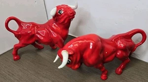 Set 2 VINTAGE Mid Century Modern Red Bull Figurines Made In Japan Ceramic MCM - Picture 1 of 20