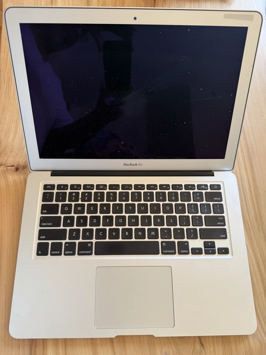 MacBook Air 13インチ (Mid 2011) A1369 MacBook Air 13インチ (Mid 2011) A1369 【公式通販】