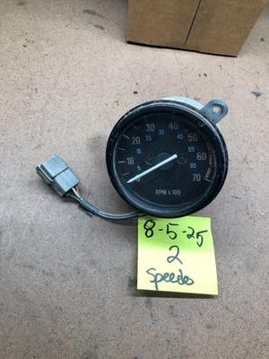 87-91 Jeep YJ Wrangler 2.5 (pin redondo) velocímetro medidor RPM 4CYL OEM Foto 1 de 4