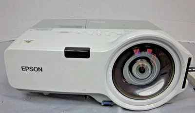 Epson PowerLite 410W LCD Projector H330A With 622 Lamp Hours W/POWERCORD - Image 1 of 4
