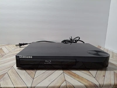 Reproductor de discos Blu-ray Samsung BD-F5100 - SIN CONTROL REMOTO. 9 Foto 1 de 2