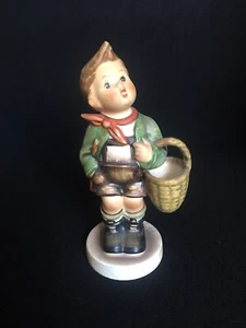 M I Hummel Goebel Porcelain Figurine Village Boy 5”Germany TMK6 NM Free Shipping - Picture 1 of 7