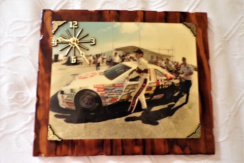Vintage Davey Allison Nascar Driver #28 Quartz Wall Clock Made USA Cover