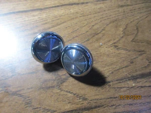 NOS FORD RADIO EQAZ-18817-B MUSTANG  TORINO FALCON  ORIGINAL FOMOCO  am fm 406 - Picture 1 of 5