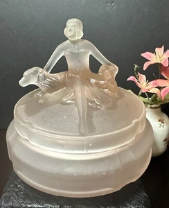 L.E. Smith Annette Satin Glass Powder Puff Jar Seated Lady with 2 Dogs Antique - Picture 1 of 9