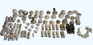 PIECES ELECTRIQUES ANCIENNES EN PORCELAINE FUSIBLES INTERRUPTEURS LEGRAND ... - Bild 1 von 8