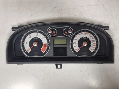 Cuadro de instrumentos velocímetro Renault Laguna MK2 (X74) 05-07 2.0 DCI 8200291339 Foto 1 de 4