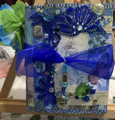 Diario de misterio de castillo oculto Foto 1 de 4