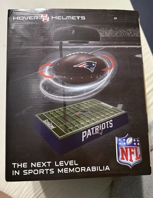 Capacete NFL Hover New England PATRIOTS Hover Football Over Field Bluetooth - Imagem 1 de 2