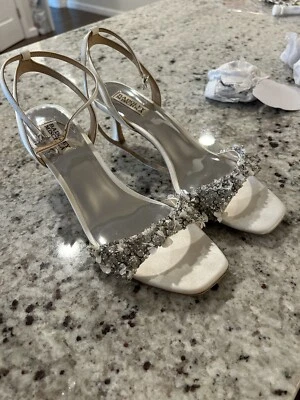 Sandalias Badgley Mischka Telissa Adornadas Tacón Gatito Blanco Talla 11 Foto 1 de 4