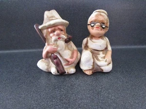 Vintage Rustic Old Man and Woman Salt & Pepper Shakers - 2-1/2" Tall - Picture 1 of 9