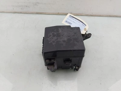 CAJA DE FUSIBLES CAJA DE FUSIBLES Mitsubishi Space Star (A0) 2013 8565A258 Foto 1 de 4