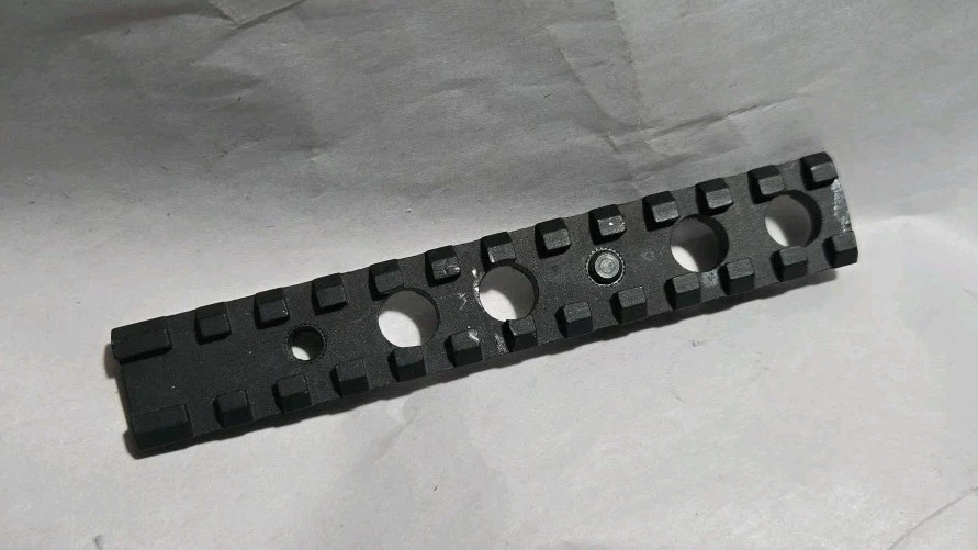 Riel Promag Picatinny Foto 1 de 2