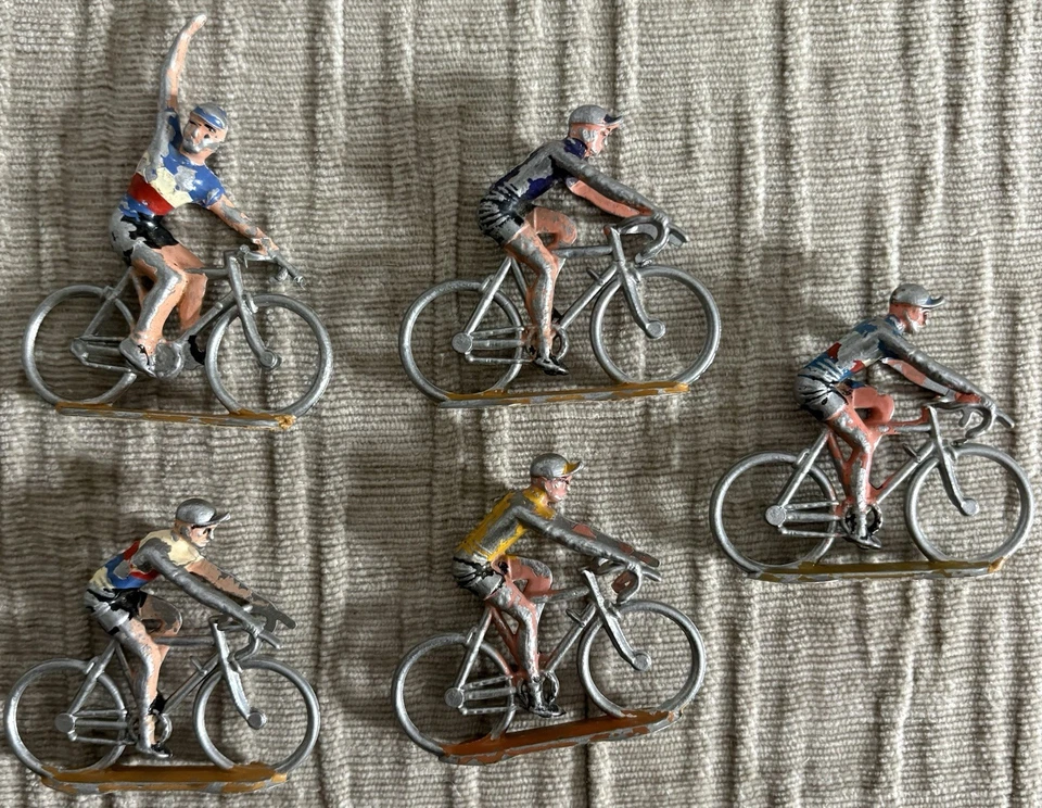 Lot De 5 Cyclistes / Coureurs Miniatures En Alu - Photo 1/4