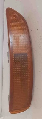 1993 COROLLA LH LÂMPADA DE PARQUE PARA-CHOQUE MONTADO ÂMBAR USADO FABRICANTE DE EQUIPAMENTO ORIGINAL - Imagem 1 de 4