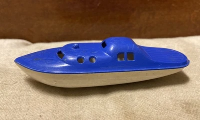 Barco crucero de juguete de plástico duro azul y blanco Banner de colección de los años 50 4” - EE. UU. Foto 1 de 4