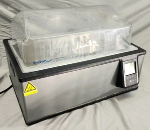 VWR Laboratory Digital Water Bath Model WB20 20L *AS IS* - Picture 1 of 10