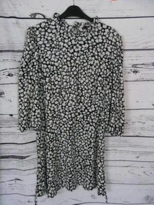 NEW LOOK BLACK IVORY PATTERN 3/4 SLEEVE SHORT DRESS SIZE 14 - Picture 1 of 5