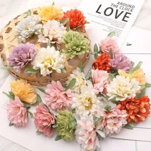 50 piezas 5 cm Cabezas de flores de clavel artificial Plantas sintéticas Boda Decoración del hogar - Imagen 1 de 21