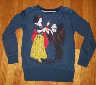 DISNEY SNOW WHITE HAG FAIRYTALE DESIGNER COLLECTION SWEAT SHIRT Blue Small EUC! - Image 1 of 4