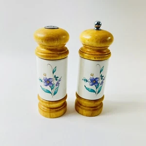 Rare Vintage Mr Dudley Wooden Pepper & Salt Shaker Set Flower Printed Ceramics - Picture 1 of 12
