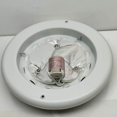 FOR PARTS ONLY - Light Kit - Trice 44" LED Matte White Ceiling Fan YG269AP-MWH - Image 1 of 4