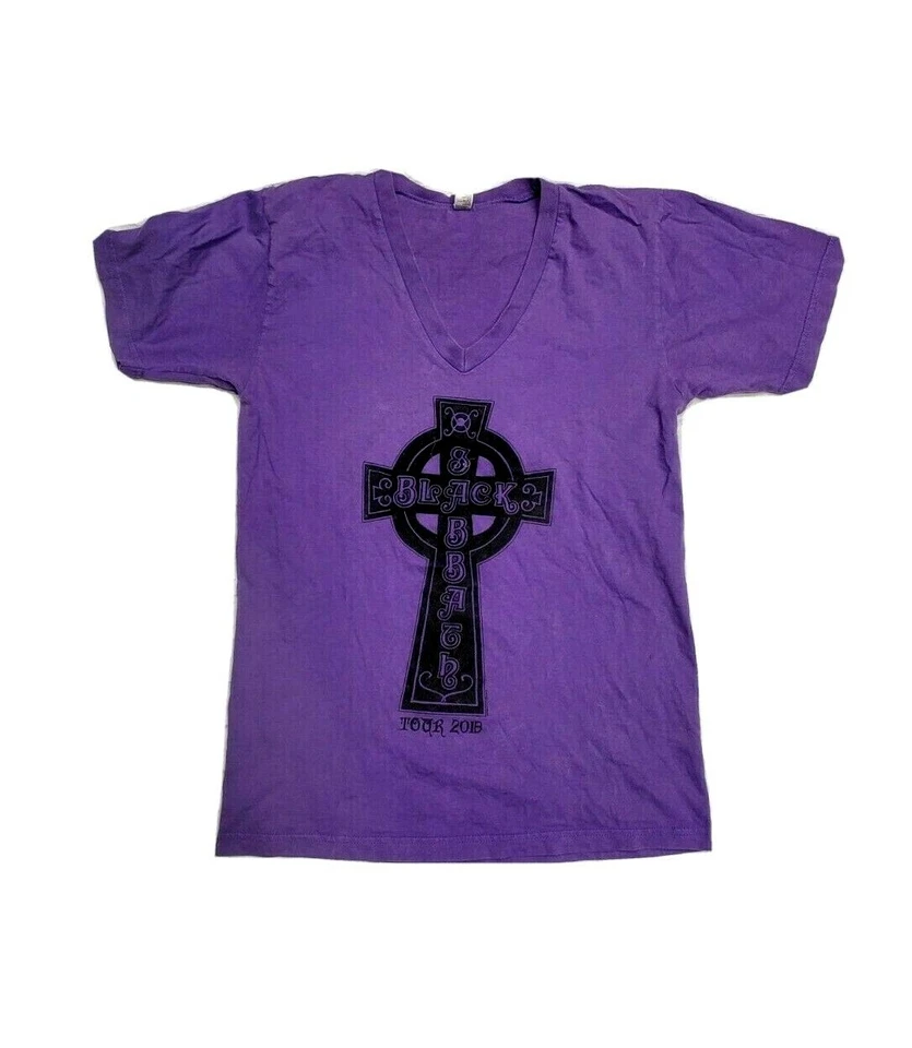 Camiseta de concierto cruzada de terciopelo negro Sabbath de segunda mano para mujer en púrpura • Pequeña Foto 1 de 1